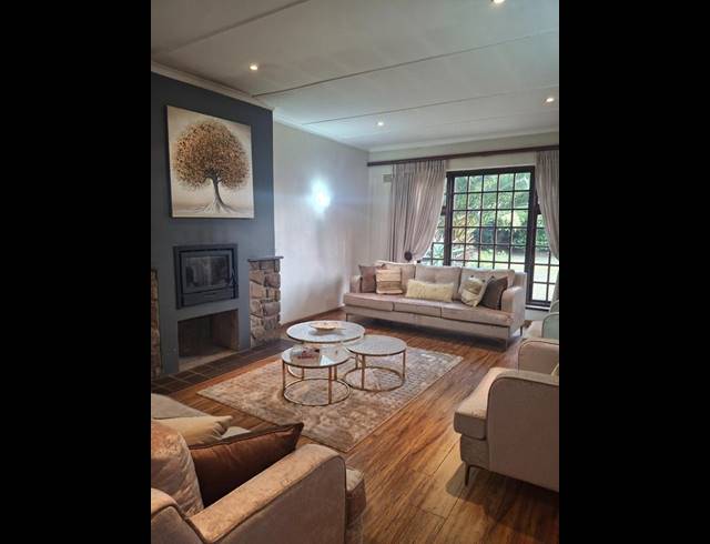4 BEDROOM HOUSE FOR SALE IN GREENSIDE